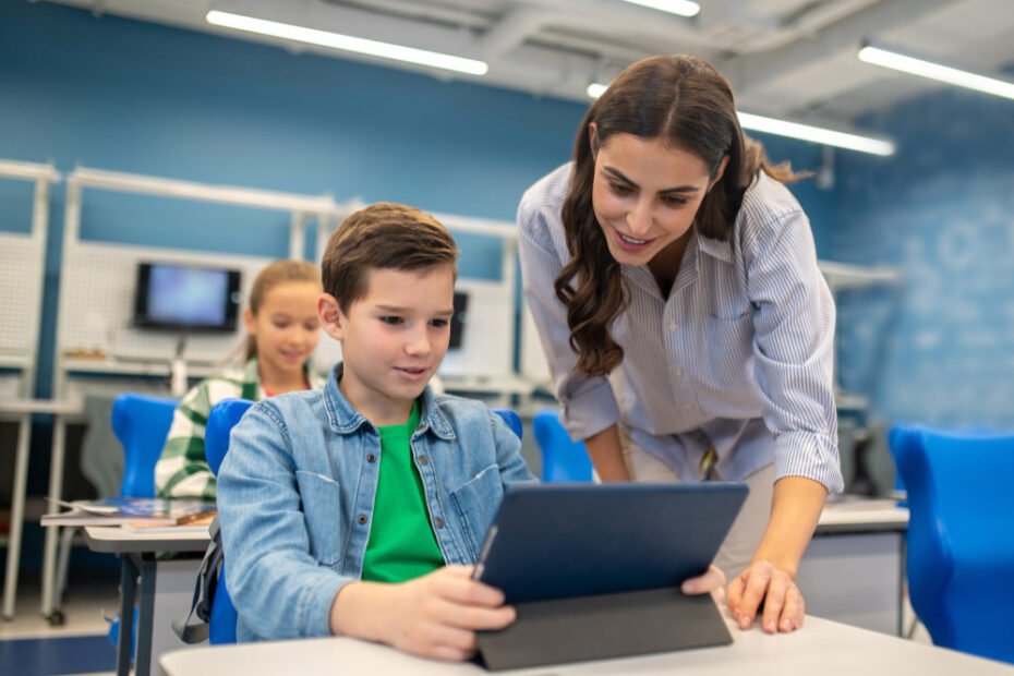 5 Motivos para fazer o Curso de Aperfeiçoamento em Educação e Tecnologia da AVAMEC